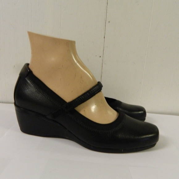 aetrex mary jane shoes